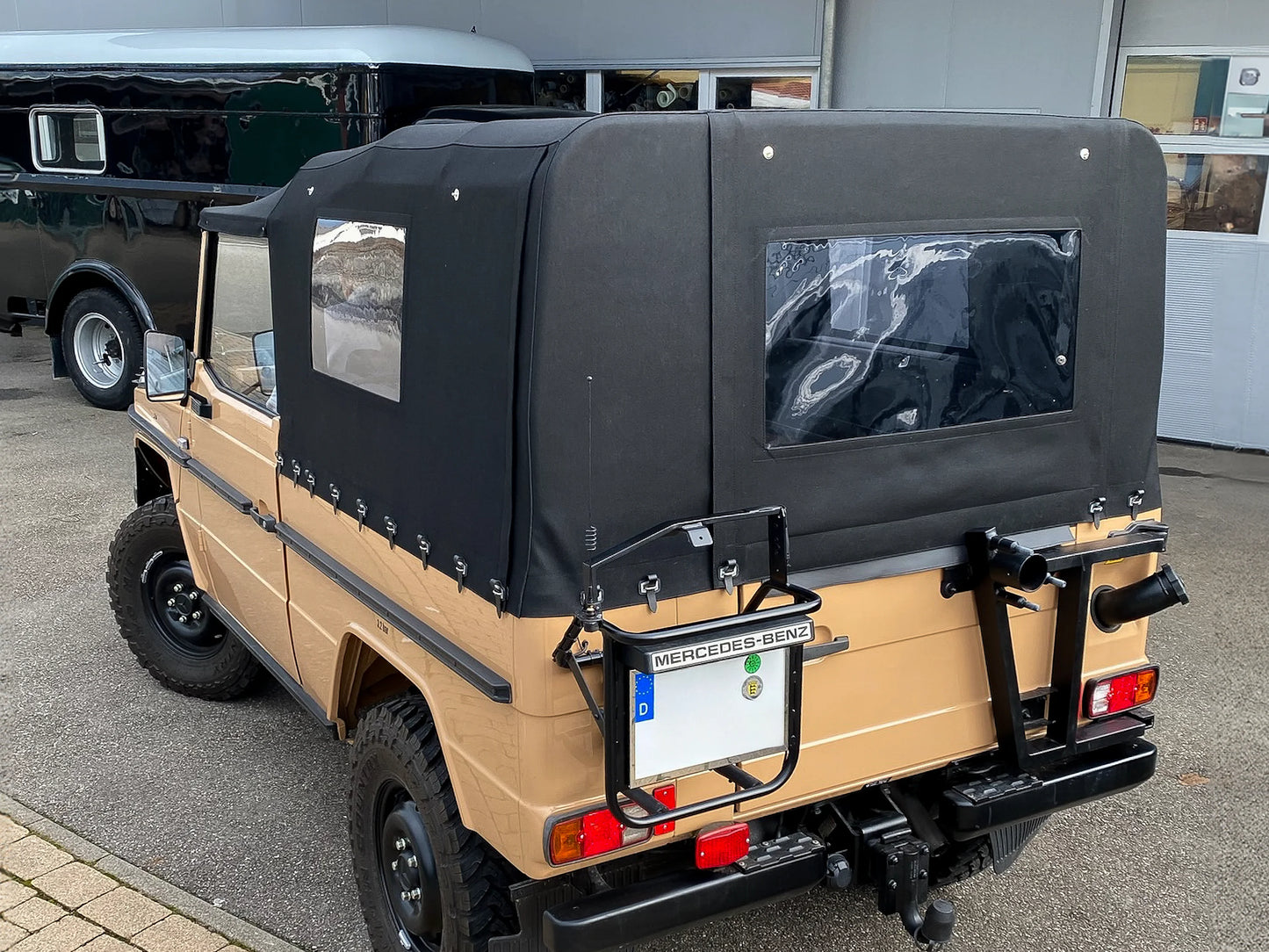 Verdeck Mercedes Benz G-Klasse 300 GD (Wolf), W460 / W461, Militär Dänemark / Niederlande, kurzer Radstand